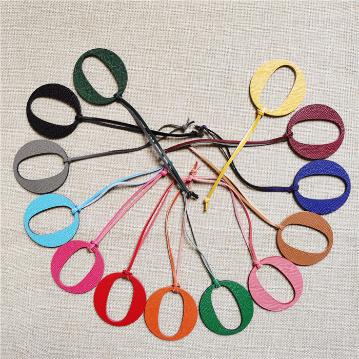 Hurtownia luksusowych prawdziw – Monogram Keychain Leather recenzja i cena