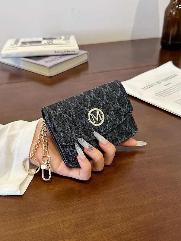 Etui na karty z imitacji skóry – Monogram Keychain Leather recenzja i cena