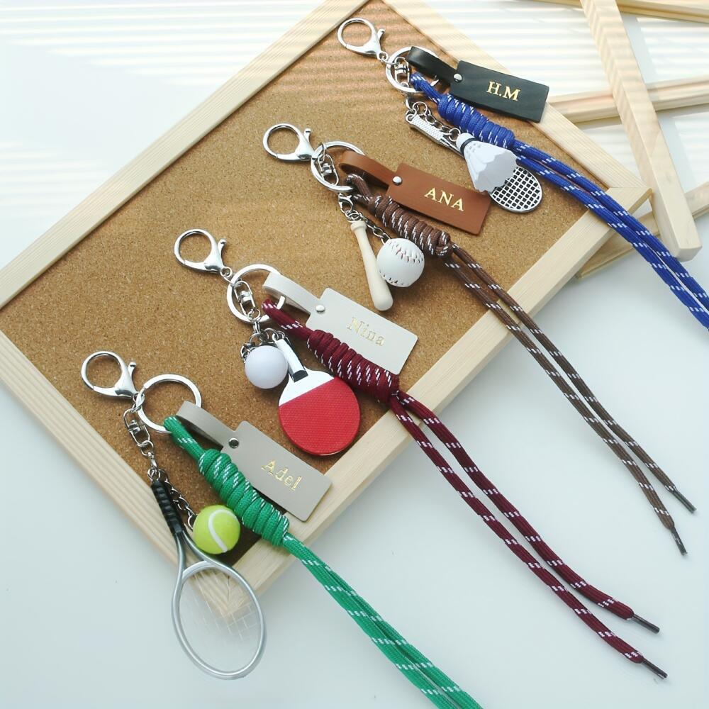 Spersonalizowany brelok sporto – Monogram Keychain Leather recenzja i cena